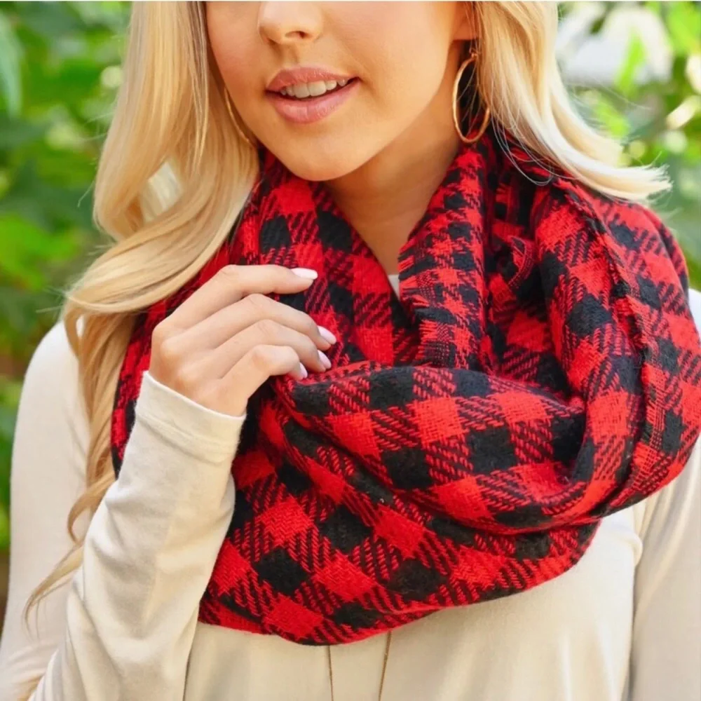 Women’s buffalo plaid infinity scarf fall winter trendy scarf - Picture 1 of 4